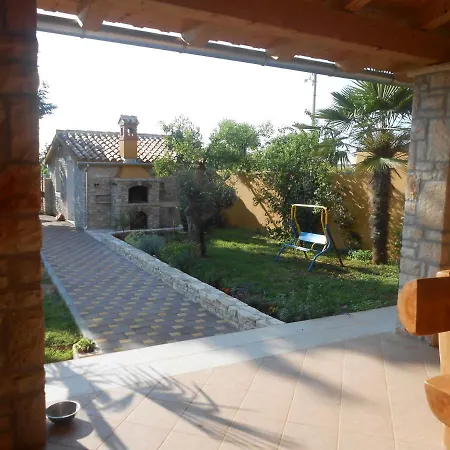 Family Friendly House With A Swimming Pool Gajana, Fazana - 15385
