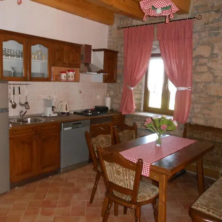Family Friendly House With A Swimming Pool Gajana, Fazana - 15385 Holiday home