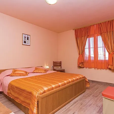 Family Friendly House With A Swimming Pool Gajana, Fazana - 15385 * Mednjan