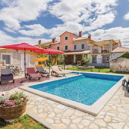 Family Friendly House With A Swimming Pool Gajana, Fazana - 15385 Holiday home *